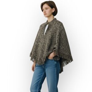 Maya Wool Camel Hair Poncho Cape Cloak Fringe 3/4 Zip Pockets Warm Gray Medium